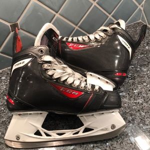 CCM RBZ 90 Hockey Skates